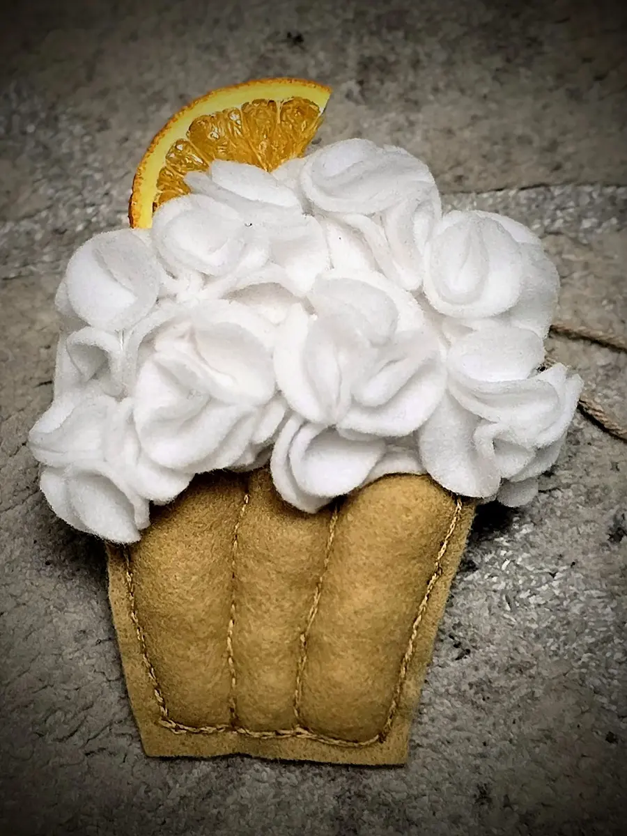 Babeczka z filcu - wyjątkowe prezenty handmade, ozdoby świąteczne, rękodzieło, ekskluzywne ozdoby